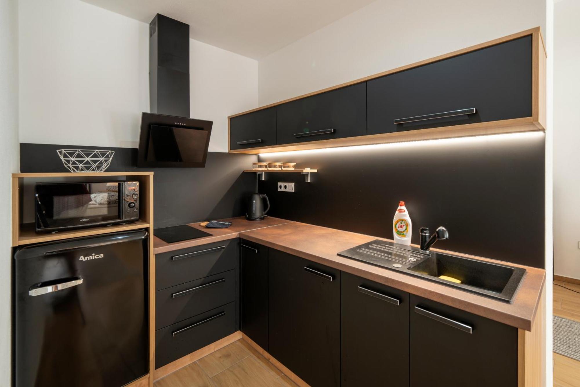 Apartmany Pod Namestim 2 เตลช์ ภายนอก รูปภาพ